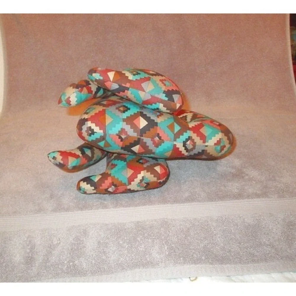 American Vintage stuffed howling